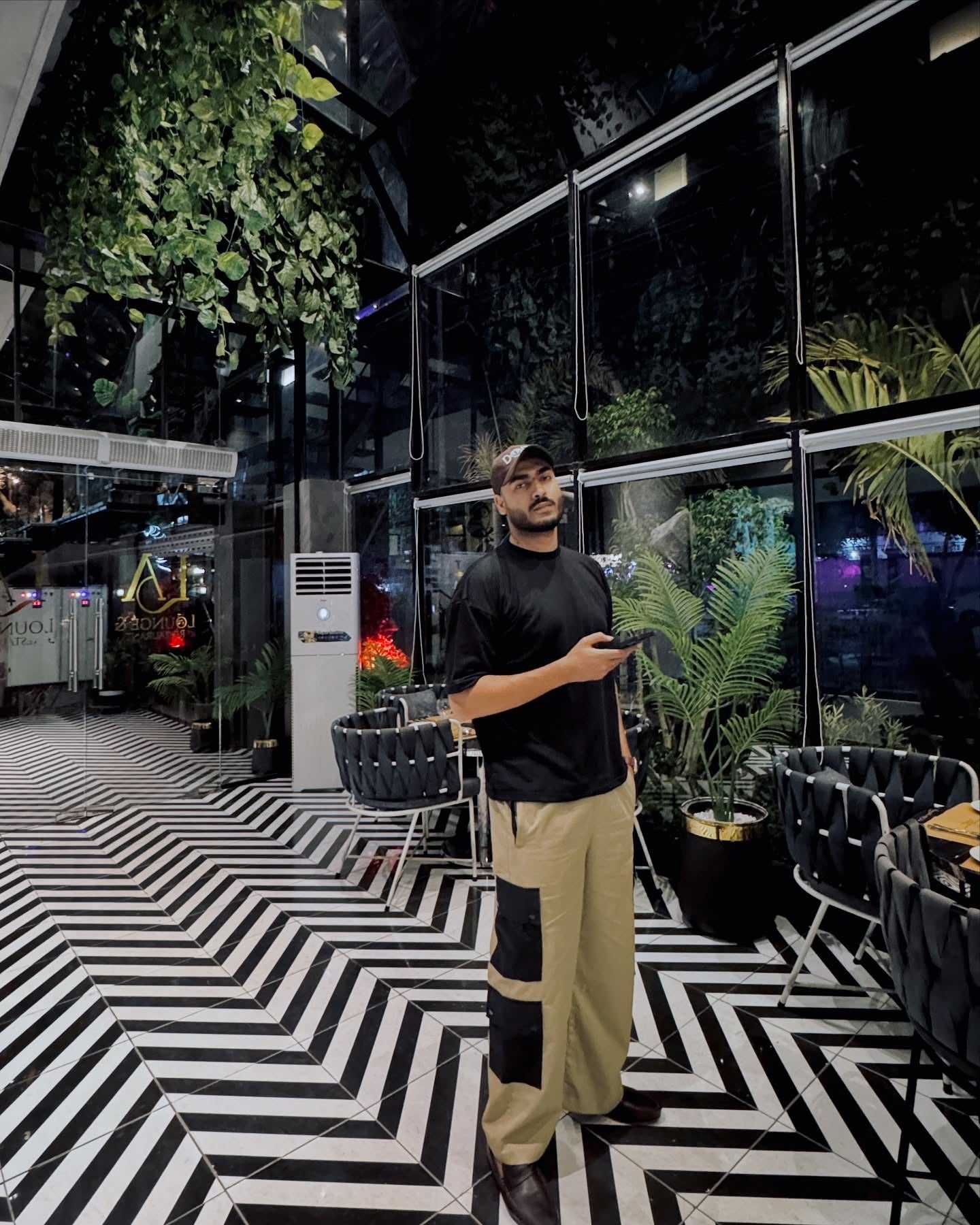 Oversized Contrast Pocket Cargos